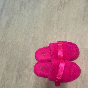 PINK UGG SLIPPERS - Women’s size 9.